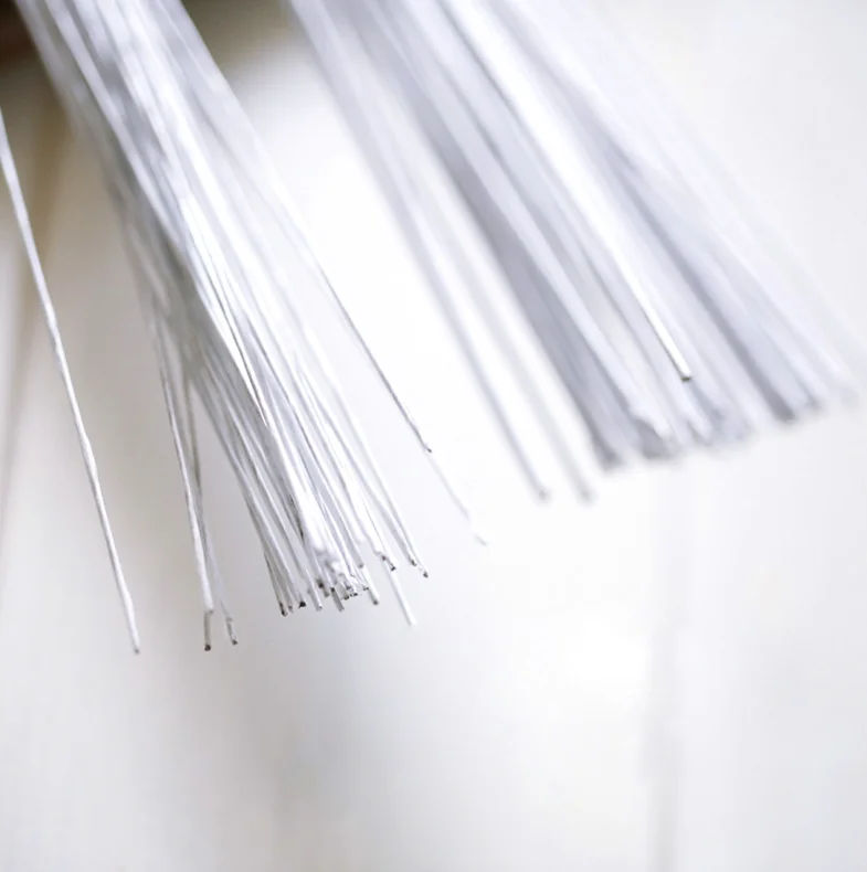 40ชิ้น/ล็อตกระดาษคุณภาพสูงครอบคลุมสาขาประดิษฐ์ Twigs ลวดเหล็กสำหรับ DIY/ไนลอนดอกไม้ Accesso