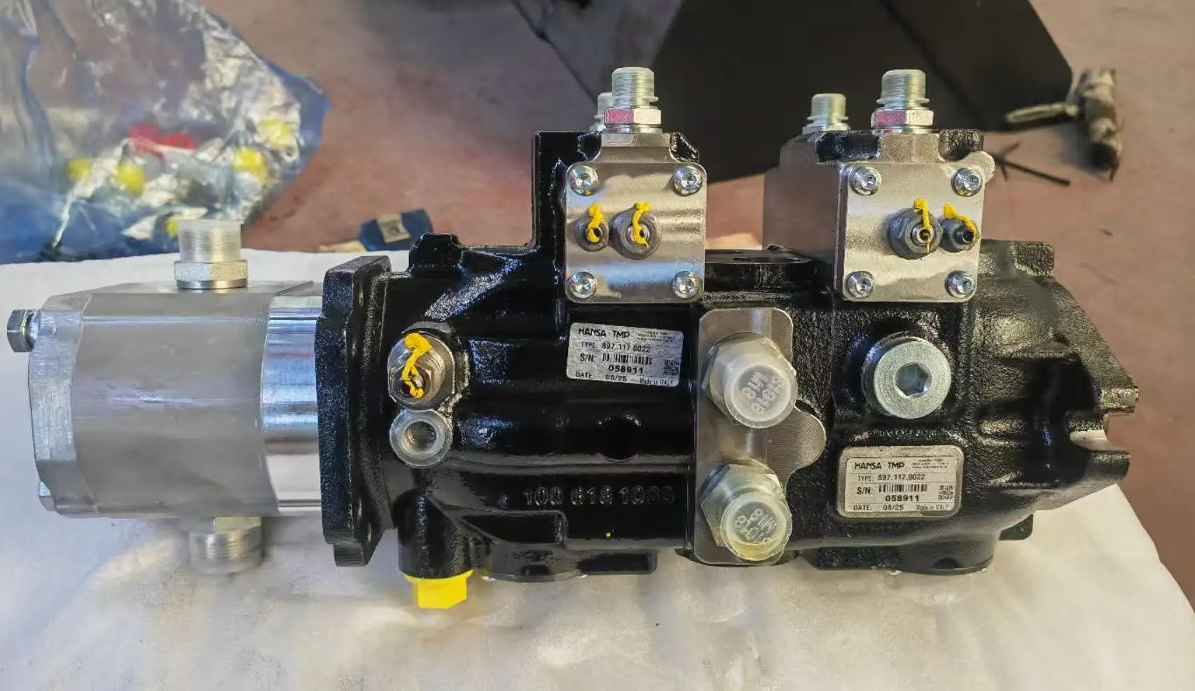 محرك EPA متتبع محمل كوبوتا متعدد الوظائف معدات بناء ميكانيكية مدمجة جرافة توجيه صغيرة الانزلاق #4