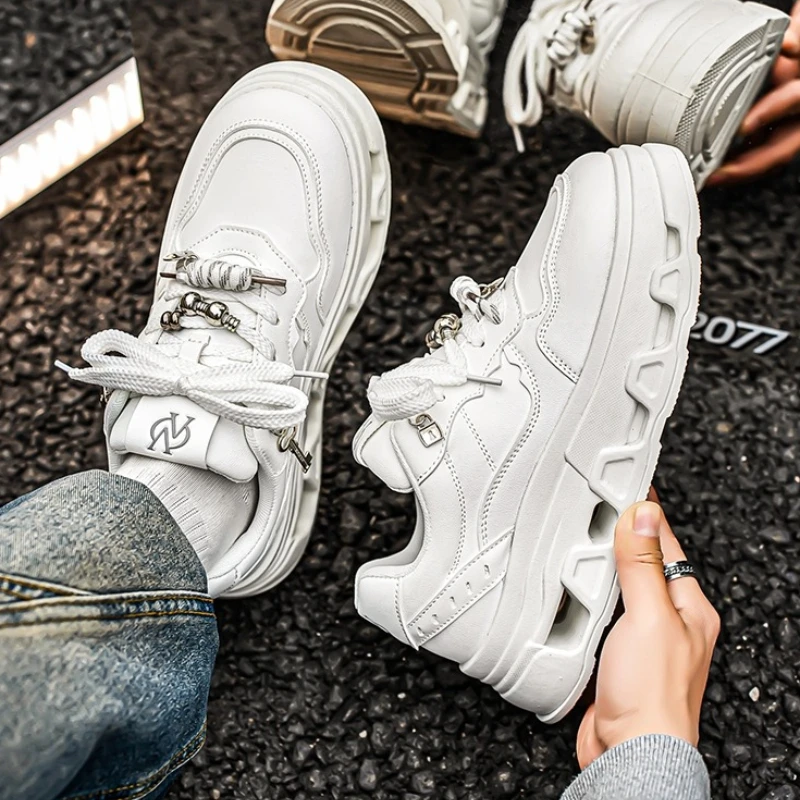 

Новые повседневные кроссовки для активного отдыха с металлическим панк-украшением, на толстой подошве, увеличивающие рост, модные мужские студенческие туфли