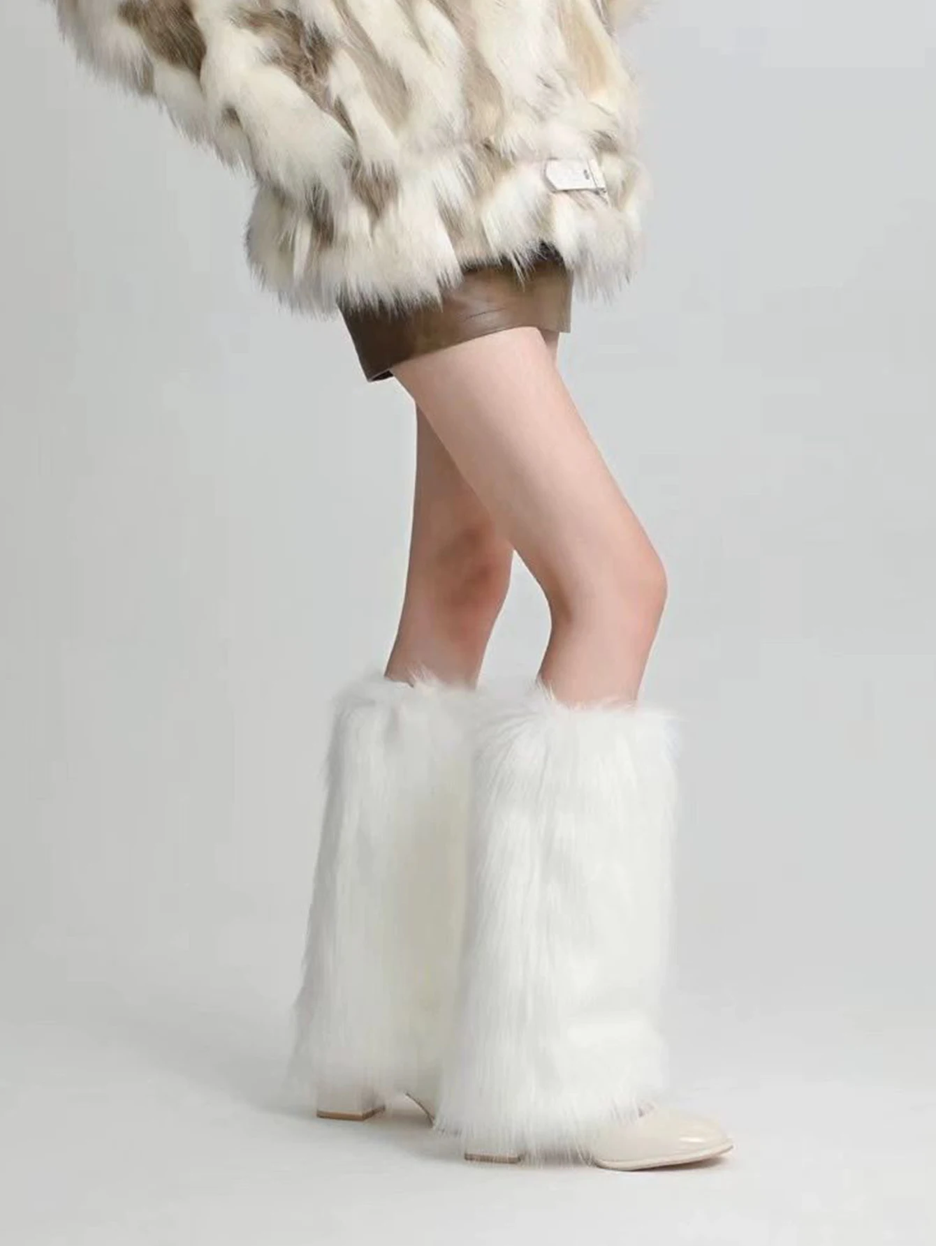 Women Winter Thigh High Fluffy Boots Ladies Furry Faux Fox Fur Long Warm Shoes girls New Designer Plush Knee High Fur Boots