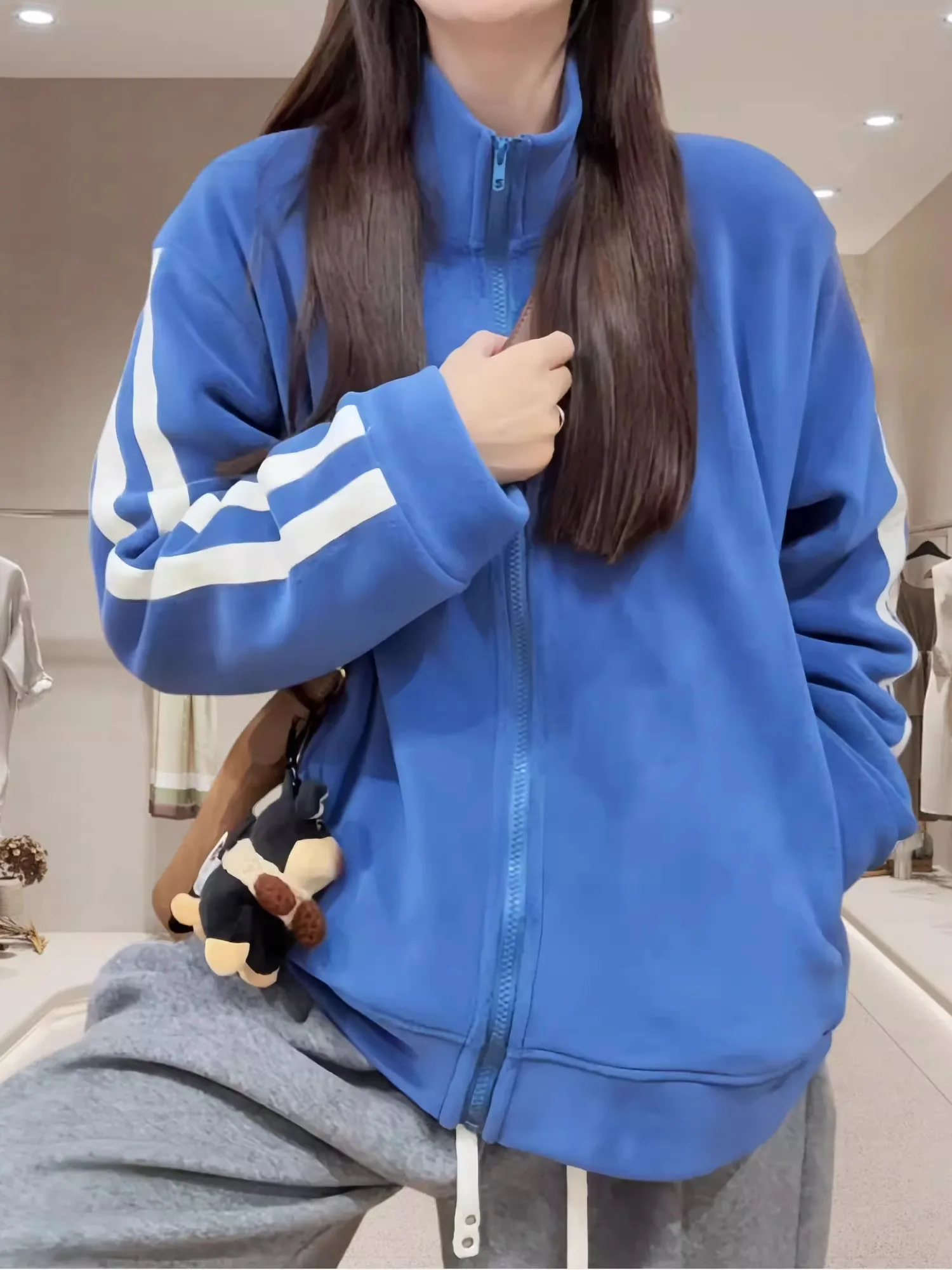 

Двусторонняя флисовая толстовка на молнии с капюшоном, женская повседневная кофта-кардиган в полоску с воротником-стойкой, модная, удобная, свободного кроя, с длинными рукавами