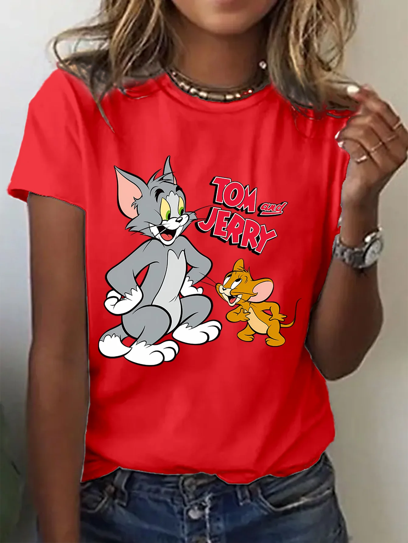 2025 Tom et Jerry graphique femmes T-Shirt à manches courtes coton t-shirts dessin animé Tom et Jerry Y2k T-shirt femmes vêtements été hauts