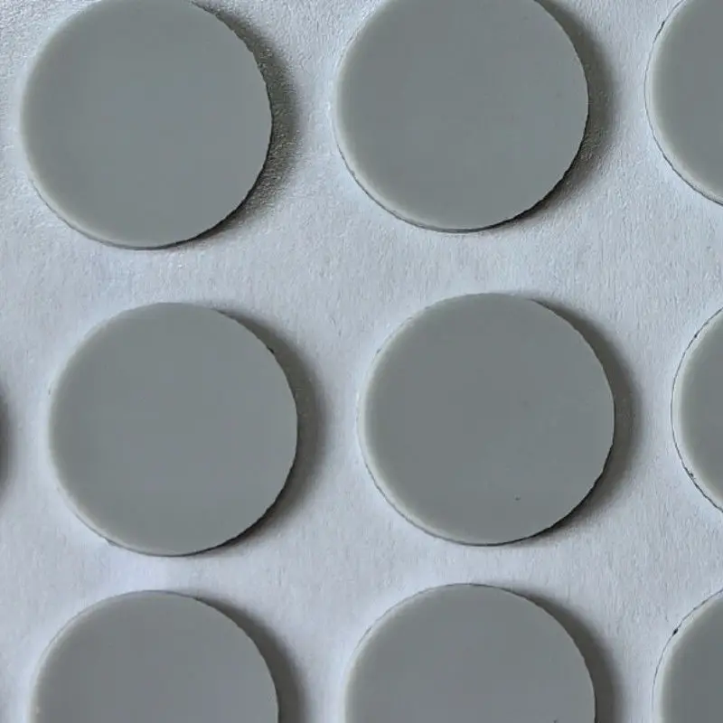 

30 pieces silicone anti-slip sticker self-adhesive shock absorption noise reduction durable furniture laptop silicone pad