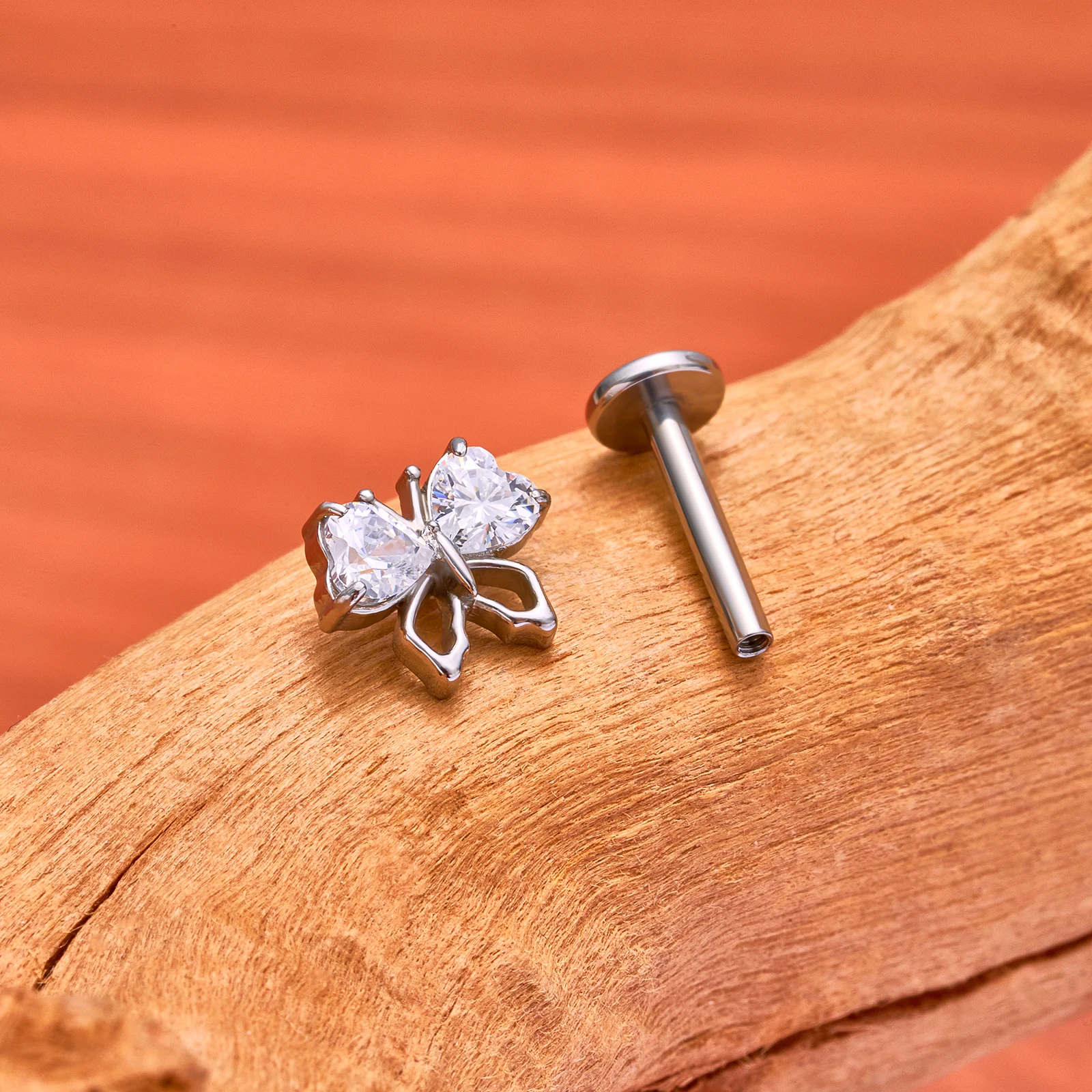 ASTM F136 G23 Titanium Butterfly Labret Stud Internal Thread Piercing Earring Cartilage Tragus Helix Lip Zircon Body Jewelry