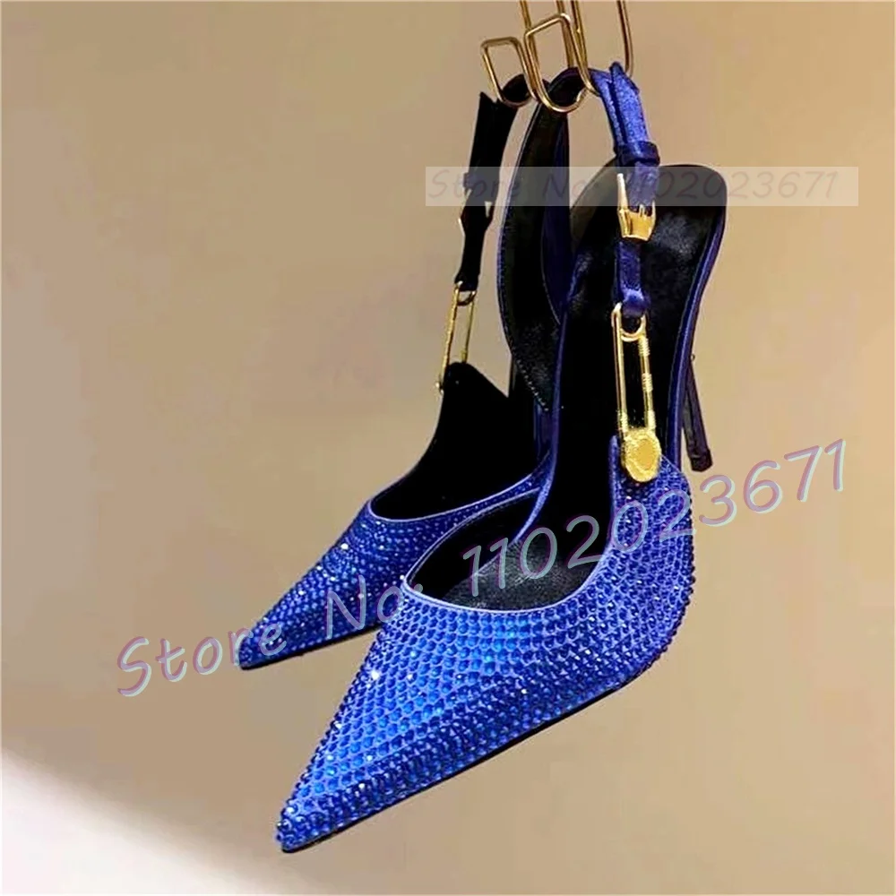 Luksusowy kryształ spiczaste sandały na obcasie Slingback metalowa klamra Bling sandały marki Sexy kobiety letnie modne buty na imprezę