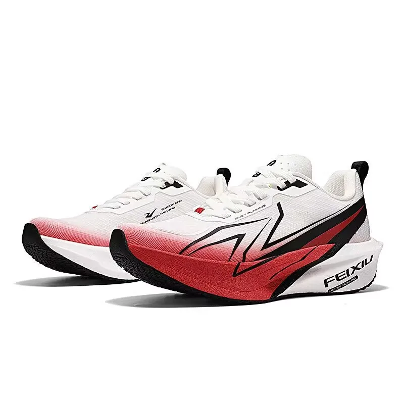 2026 New Trend Shockproof Carbon Board Outdoor Running Shoes for Teenagers Breathable Carbon Board Men's Sports Shoes