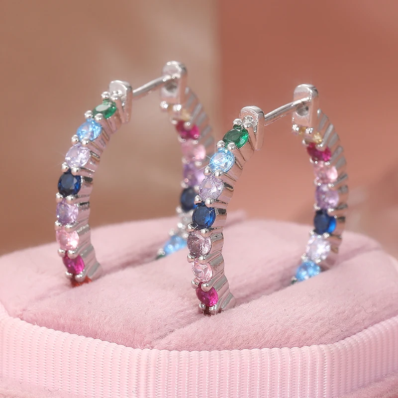 Fashion Sparking Inlaid Colored Synthetic Zirconia Hoop Earrings for Women Elegant Silvery Plated Party Festival Jewelry Crafts