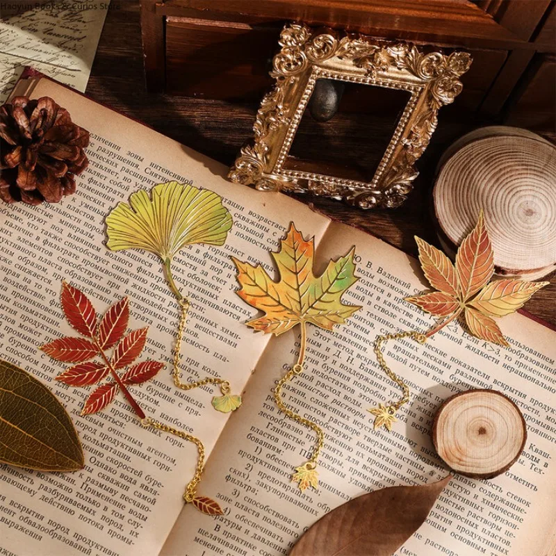 Colored Leaf Vein Bookmark Gift Set：For Graduation, Birthday, Teachers and Students.