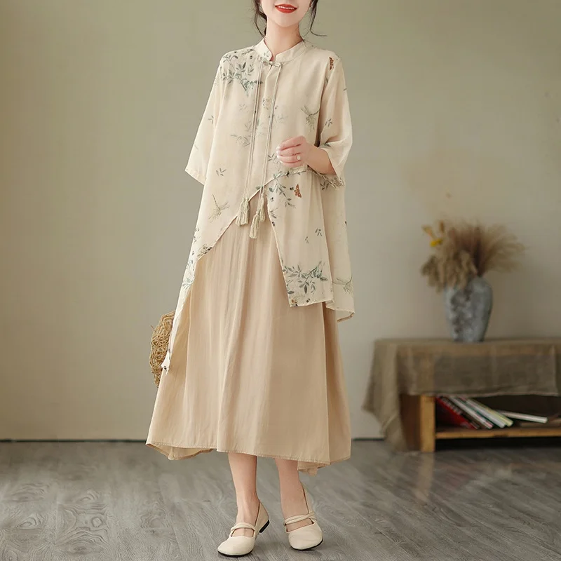 ชุดกี่เพ้าสไตล์จีนใหม่สำหรับผู้หญิง ลายพิมพ์ย้อนยุค กระโปรงยาวทรงหลวมสำหรับฤดูร้อน พร้อมกระดุมตกแต่ง ความยาวปานกลาง ผ้าโปร่งลายดอกไม้