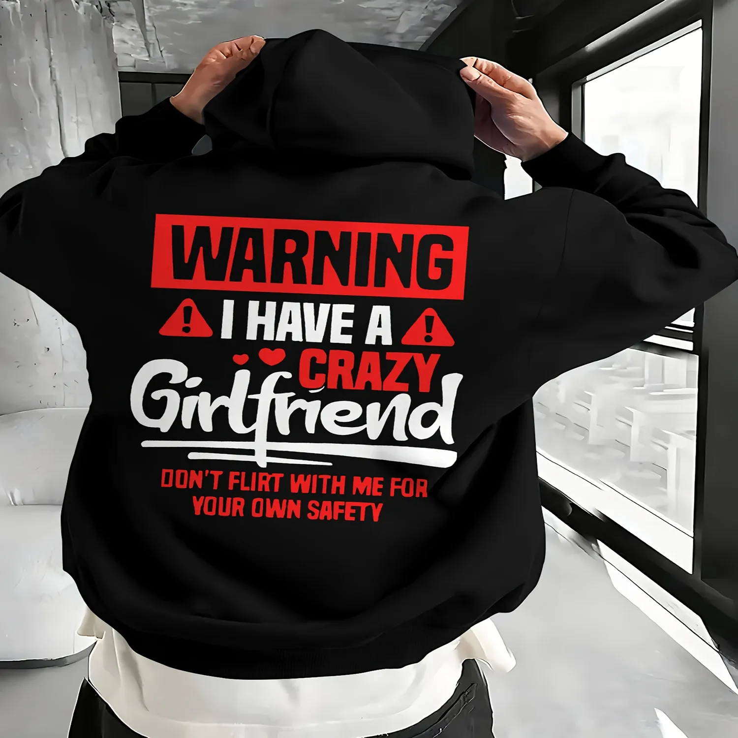 Men'S Humorous Relationship Alert Graphic Hoodie - I Have an Insane Girlfriend Back Design Sweatshirt, Red Hooded Pullover for Daily And Special Events, Autumn Winter Casual Attire with Front, Ve unisex hoodie, long sleeve hoodie