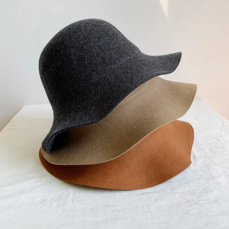 Fedora Hat Women's Autumn Wave Curled English Retro Versatile Fisherman Hat Fashion Hepburn Style Woolen Top Hat