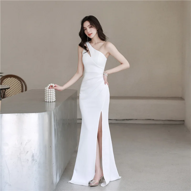 

White evening dress with a light luxury niche design for women, new style2025Hot-Selling Elegant