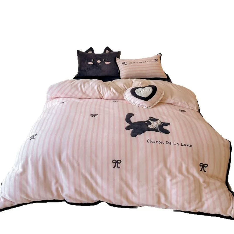 

Girl's heart sweet autumn and winter milk fleece three or four-piece set thickened warm pink and white stripes cute cat embr