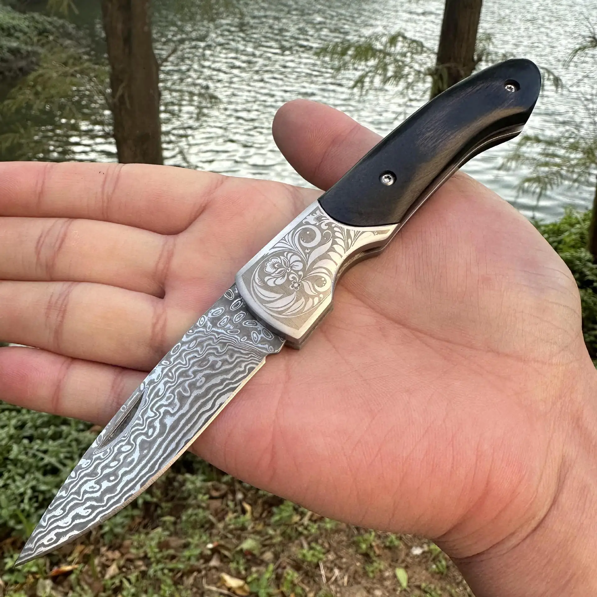 

(Unlocked) Damascus VG10 steel blade camping folding knife, colorful wooden handle, outdoor portable tool