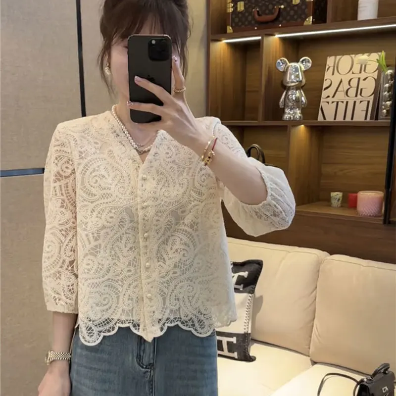 Elegant Fashion Harajuku Slim Fit Shirt Patchwork Lace Button V Neck Three Quarter Sleeve Tops Women All Match Female Clothes