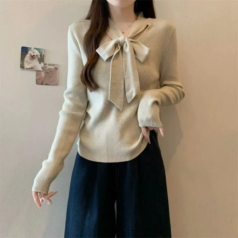 Вязаный свитер с бантом и v-образным вырезом, женский пуловер, осень 2023, новая внутренняя одежда, универсальный темпераментный топ с длинными рукавами
