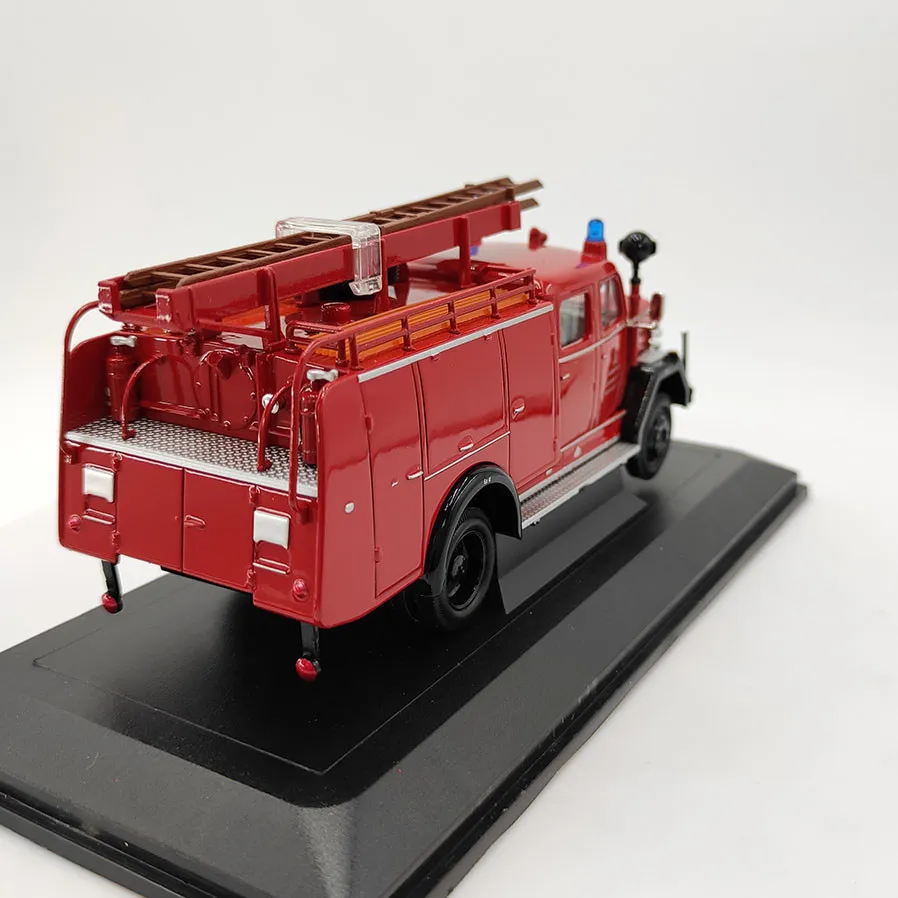 Diecast escala 1:43 Road Eagle 1964 MAGIRUS-DEUTZ 150D10FTLF16 motor de bomberos coche en miniatura de aleación juguete coleccionable regalo exhibición de recuerdo