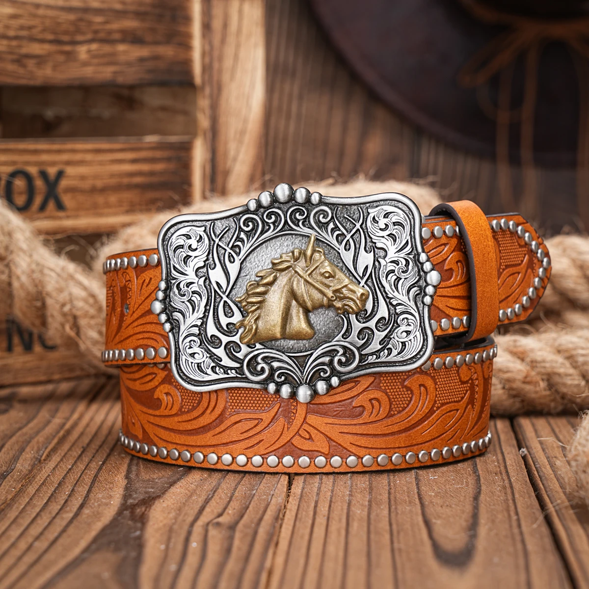 

Western Cowboy PU Leather Belt - Men Waist Strap Bull Decoration Floral Engraved for Jeans