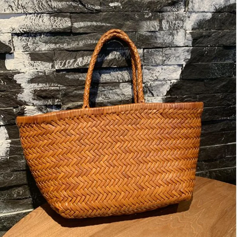 Vintage Shopping Bag First layer cowhide woven bag Genuine Leather Woven casual vegetable basket bag +Casual Woven Inside Bag