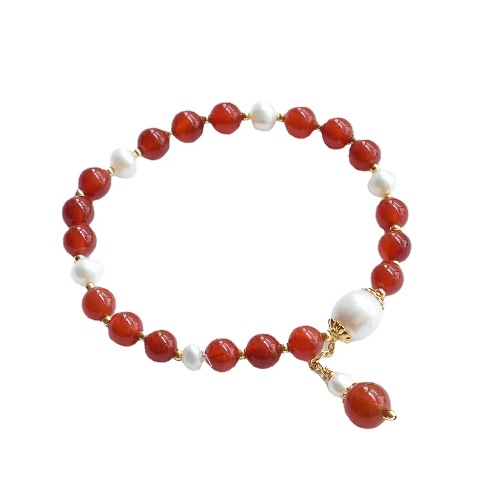 

Romantic Stone Strand Bracelet with Freshwater Pearls, perfect for every Fashionista