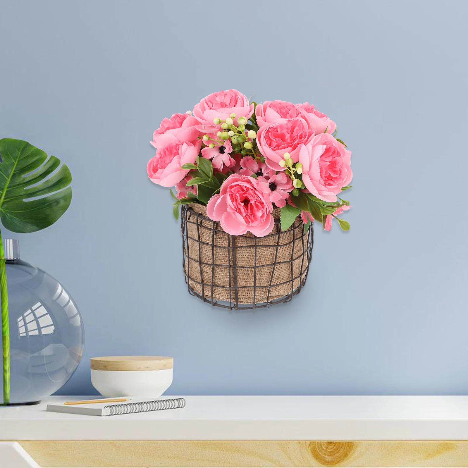 

Iron Wire Half Round Vintage Hanging Wall Basket with Linen Liner Flower Plant Holder for Garden Balcony Porch Decorative