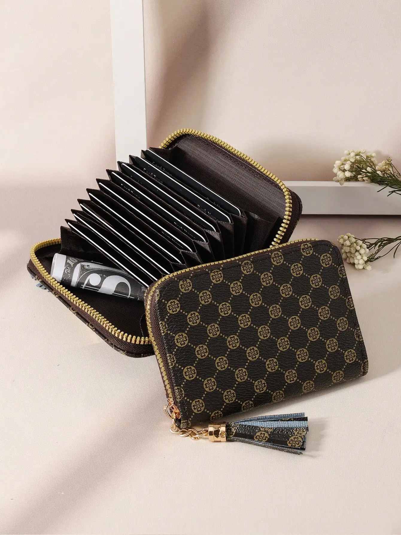 

Tassel Pendant Vintage Floral Fashion 11-Card Accordion Wallet Casual Card Holder Wallet Business Card Holder Credit Card Holder