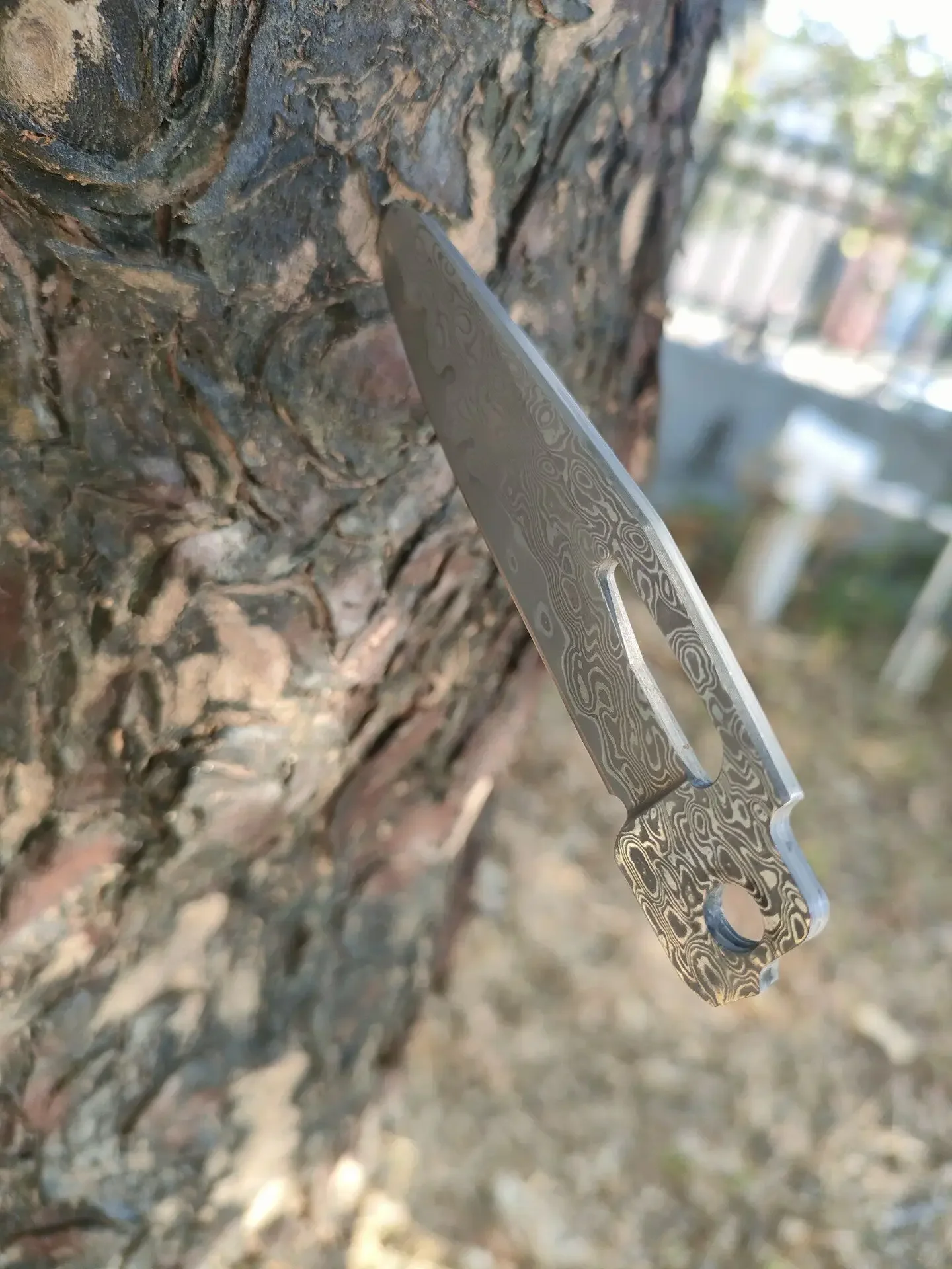 Damascus Steel Main Blade for Leatherman MUT, Single Blade Mod (Multi-Tool Not Included) view 2