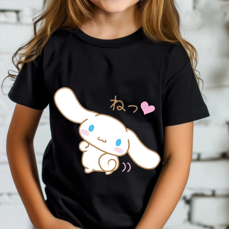 T-shirt dziecięcy z nadrukiem Cinnamoroll Letnie dziecięce bawełniane czarne topy z krótkim rękawem, odpowiednie dla chłopców i dziewcząt