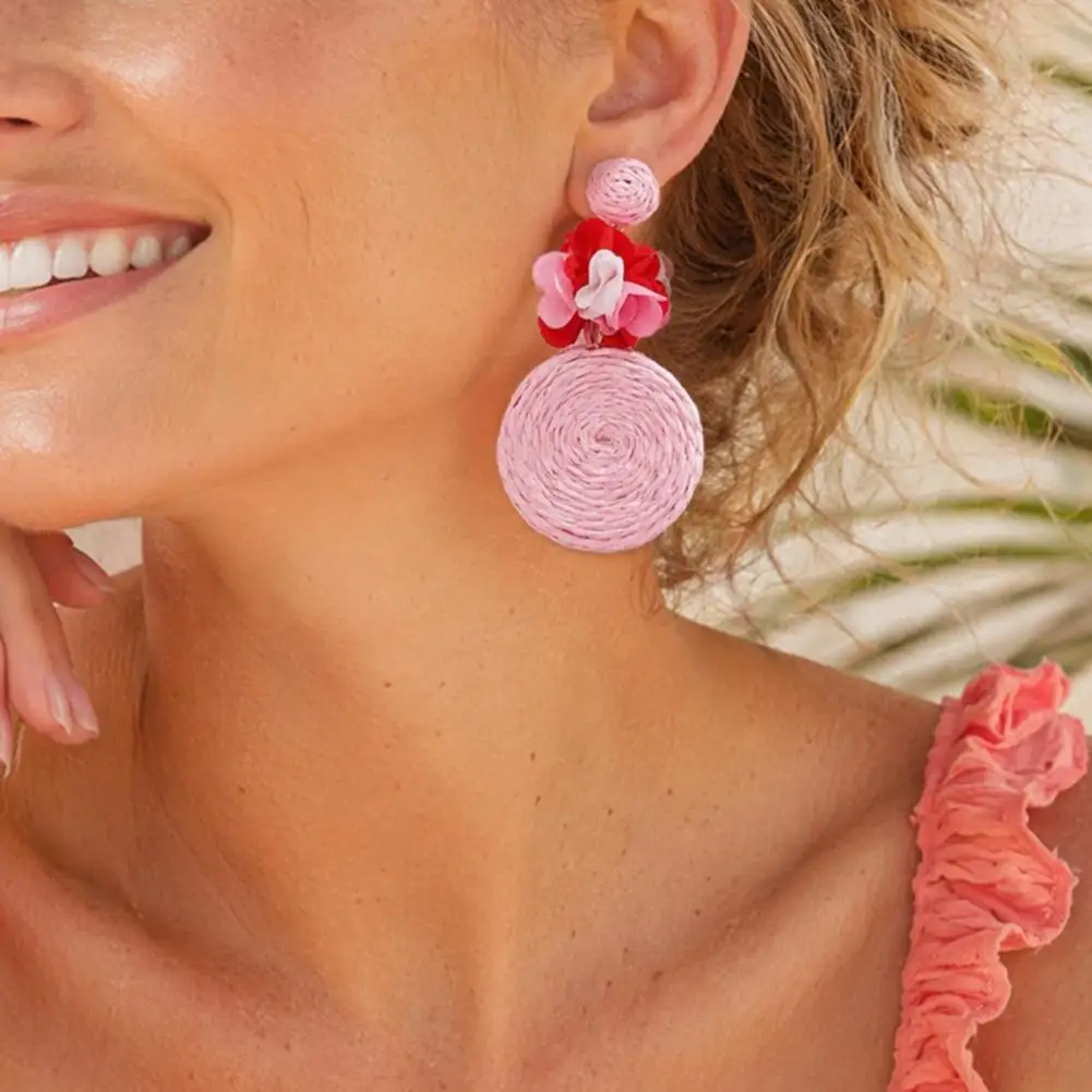 Lightweight Woven Earrings Colorful Macaron Earrings Handmade Raffia Flower Earrings for Women Boho Rattan Woven Drop Dangle