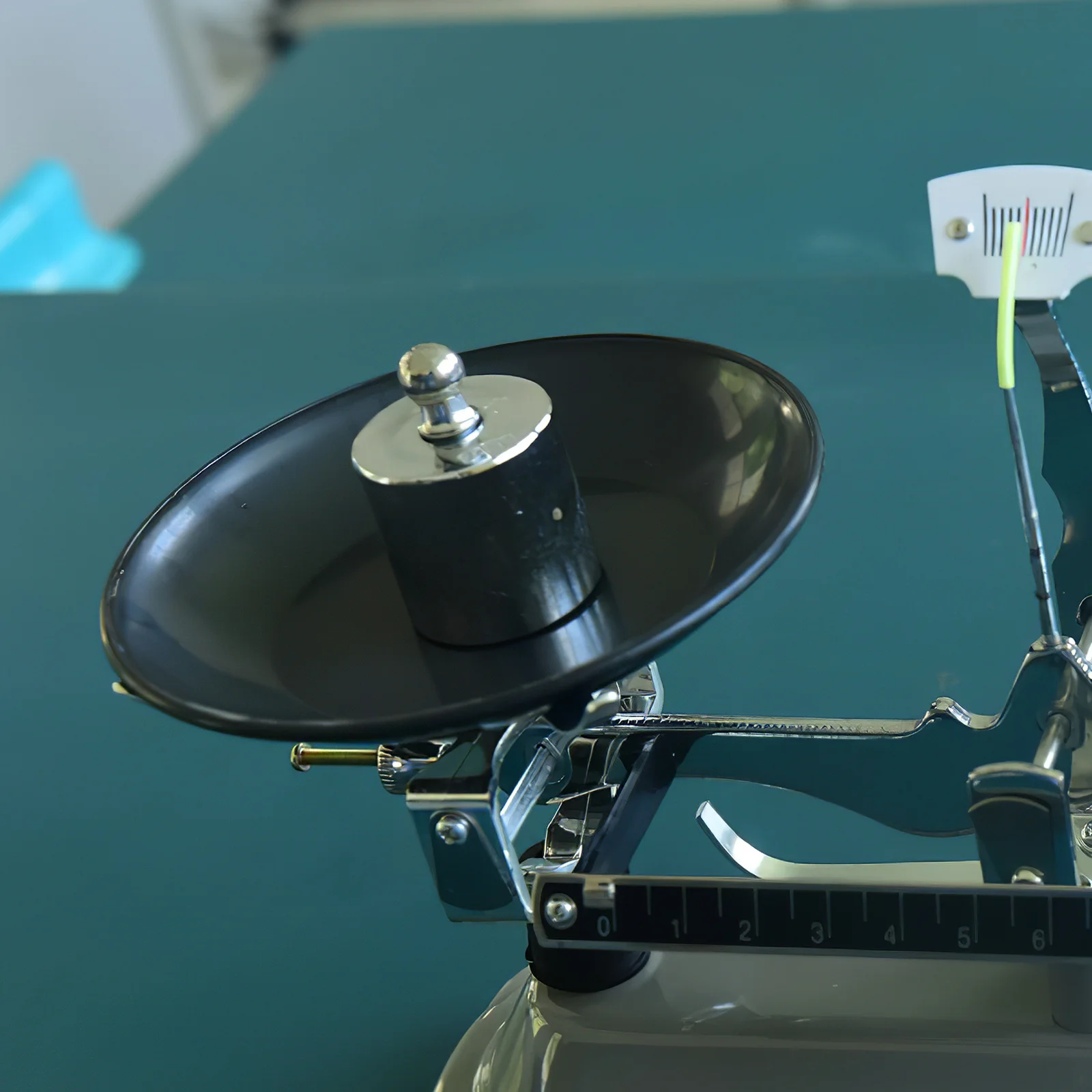 1 Satz Kalibriergewichte für digitale Waagen und Laborinstrumente. Sorgfältig gestaltete Kalibriergewichte. Ausgleichsgewicht