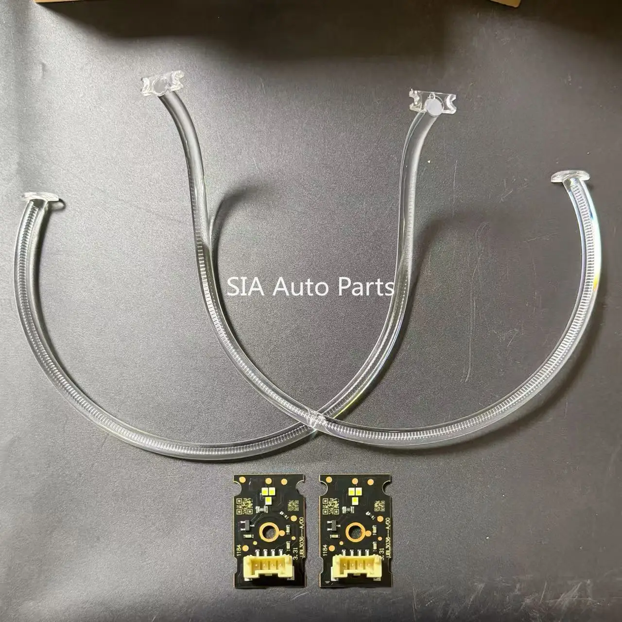 

NEW For Land Rover Defender 2020-2023 DRL Board Car DRL Headlight Light Guide Strip Daytime Running Light Tube Bar