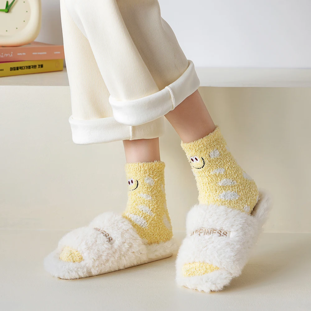 10 пар носков с рисунком улыбки, женские носки до середины икры с крапками для женщин, нескользящие теплые женские носки из кораллового флиса, комплект