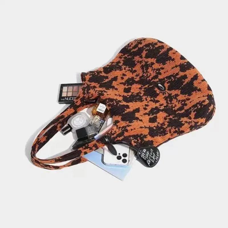 Bloom Retro Corduroy Brown Handbag Women New Vintage Large Capacity Casual Tote Ladies Hot Girl Y2k Underarm Bag Aesthetic