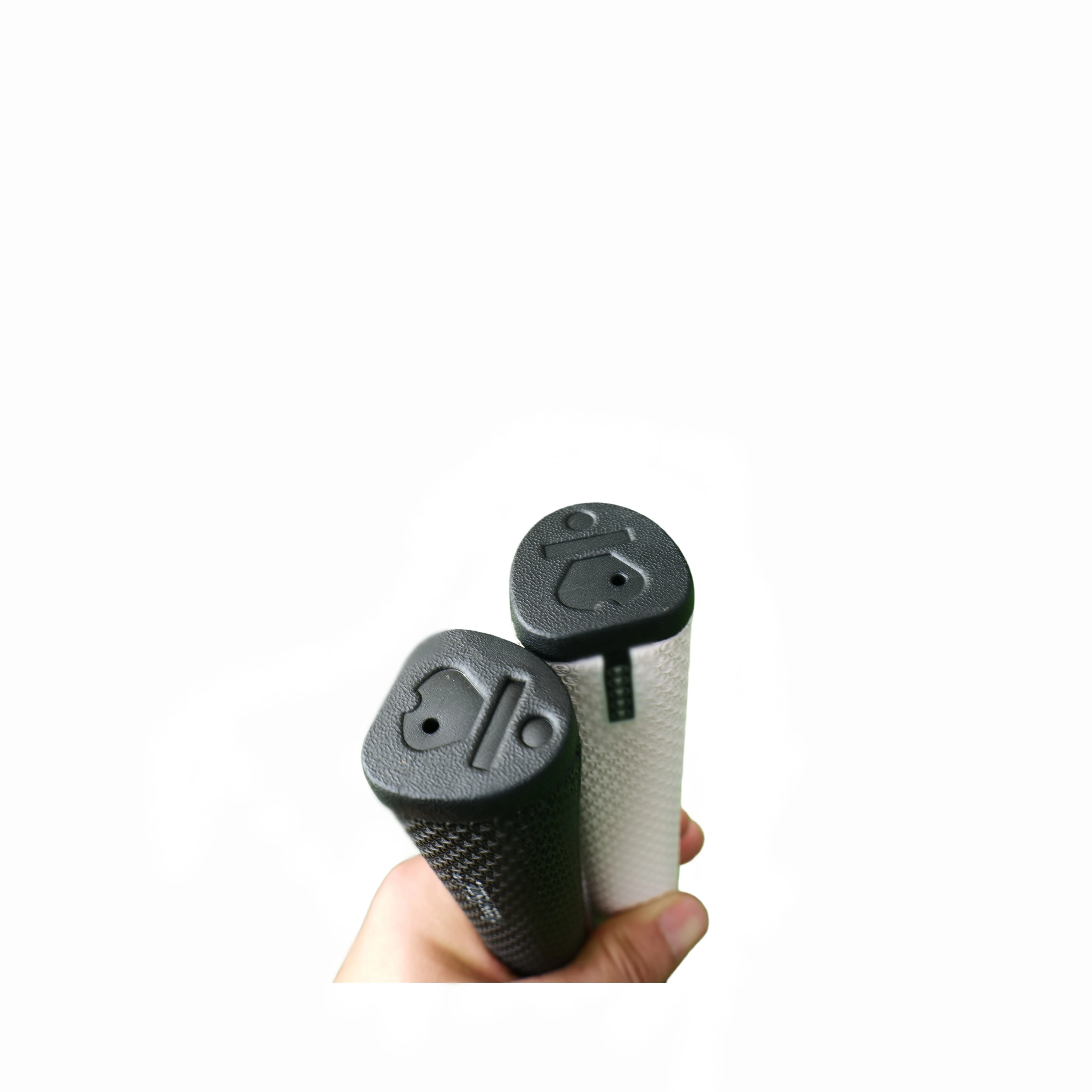 Golf Putter Grip 2° Offset Hole Design Classic Black White Color Honeycomb Anti-Slip Texture PU Material Soft Comfortable Shock view 3