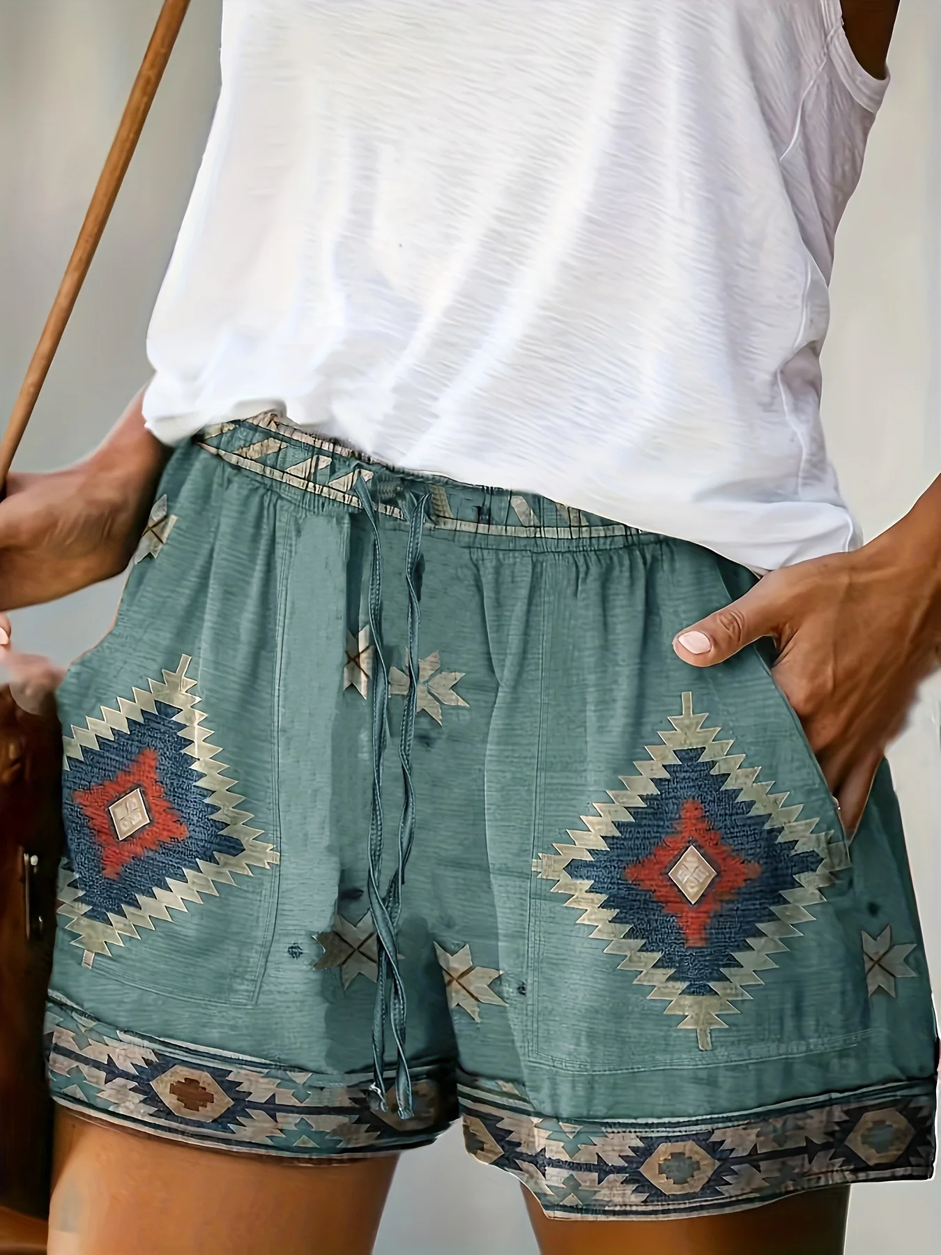 Women's Western Retro Geometric Print Shorts