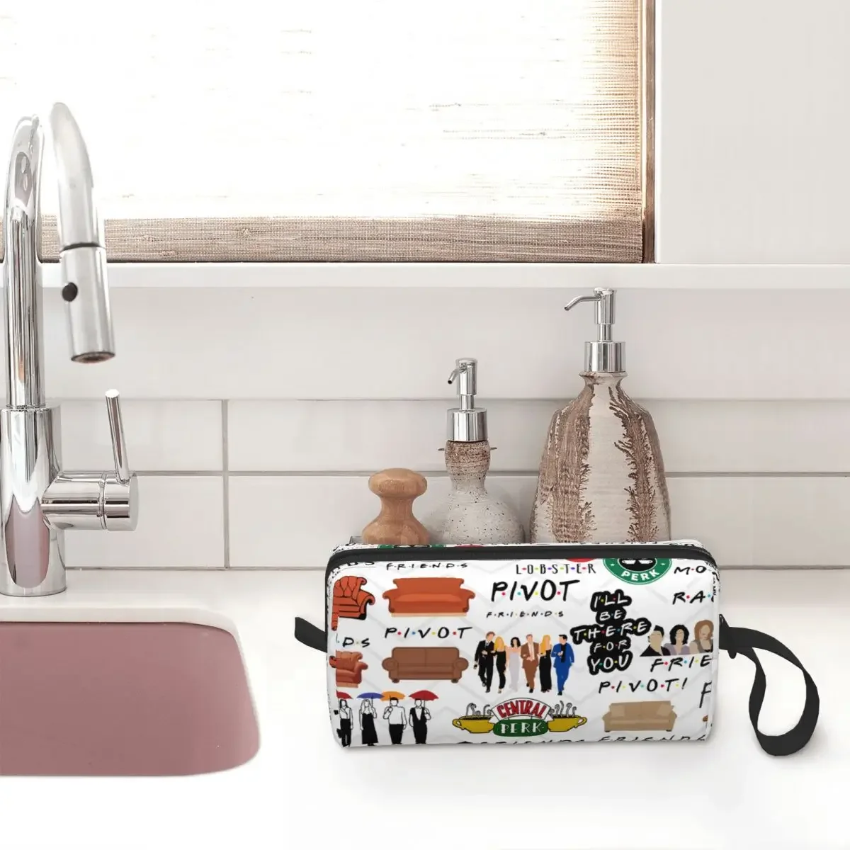 Custom Vintage Friends Symbol Collage Travel Cosmetic Bag Women TV Show Toiletry Makeup Organizer Ladies Beauty Storage Dopp Kit