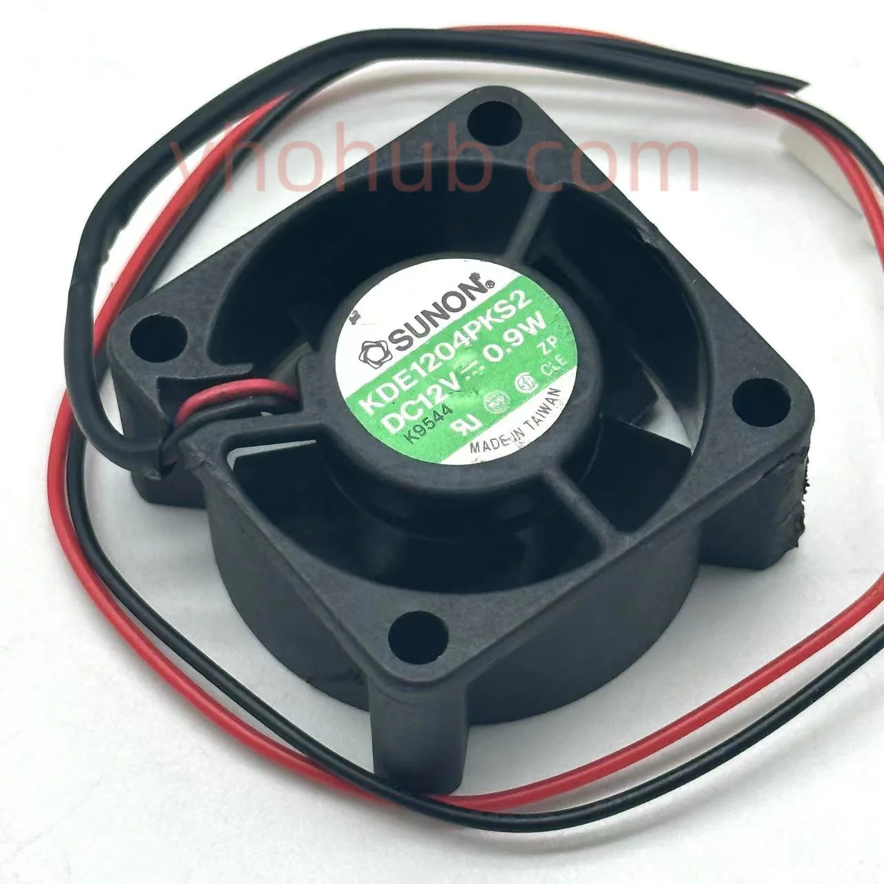 

SUNON KDE1204PKS2 DC 12V 0.9W 40x40x20mm Server Cooling Fan