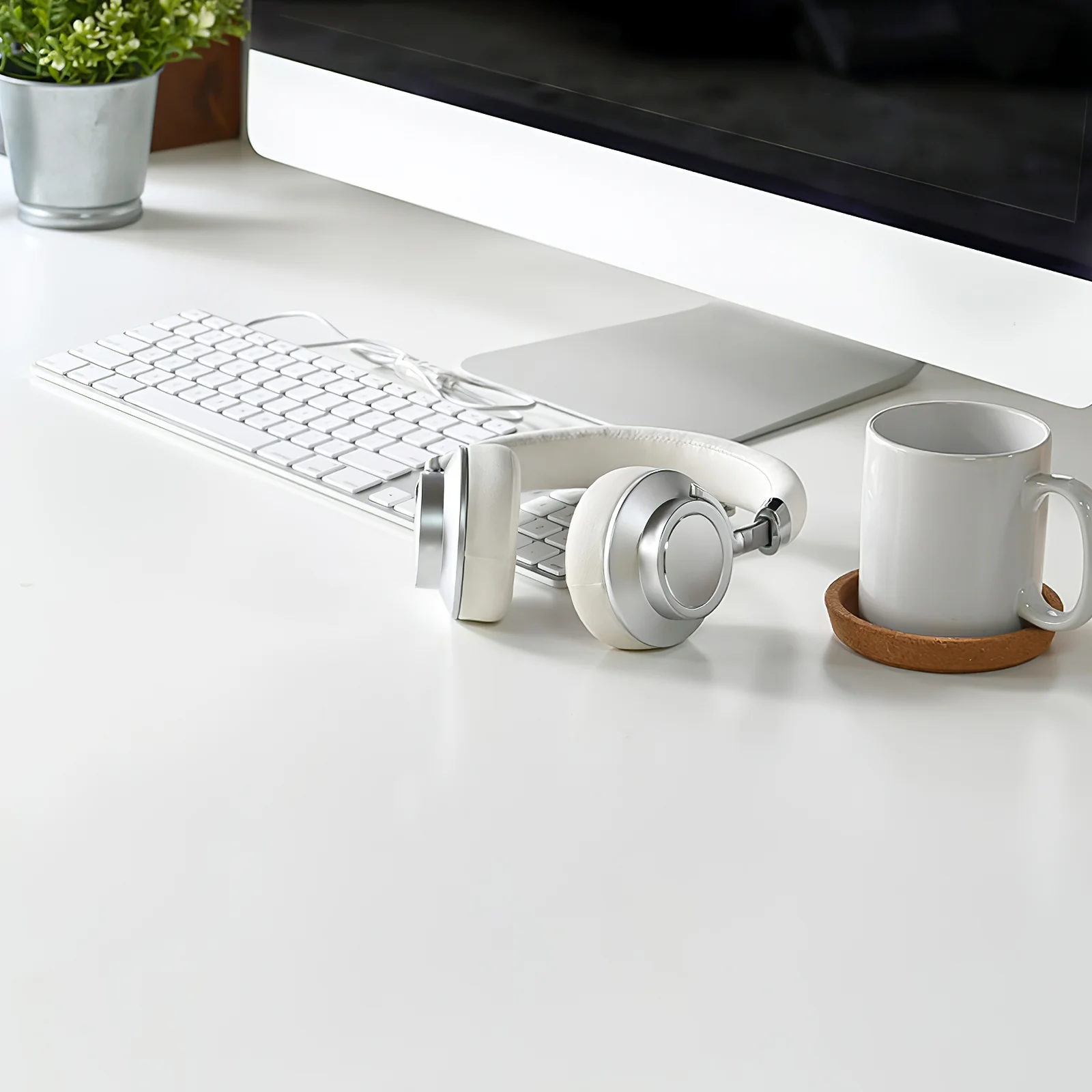 

1 Roll Kitchen Countertop Protective Film Oil-Proof Self-Adhesive Heat-Resistant Wall Sticker Waterproof Kitchen Decoration