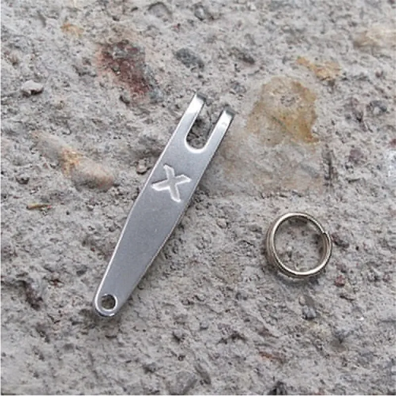 2 Pcs Outdoor Mini Pocket Clip Buckle Small Hiking Clip Hook Stainless Steel Carry Pocket Clip Fastener EDC Carabiner