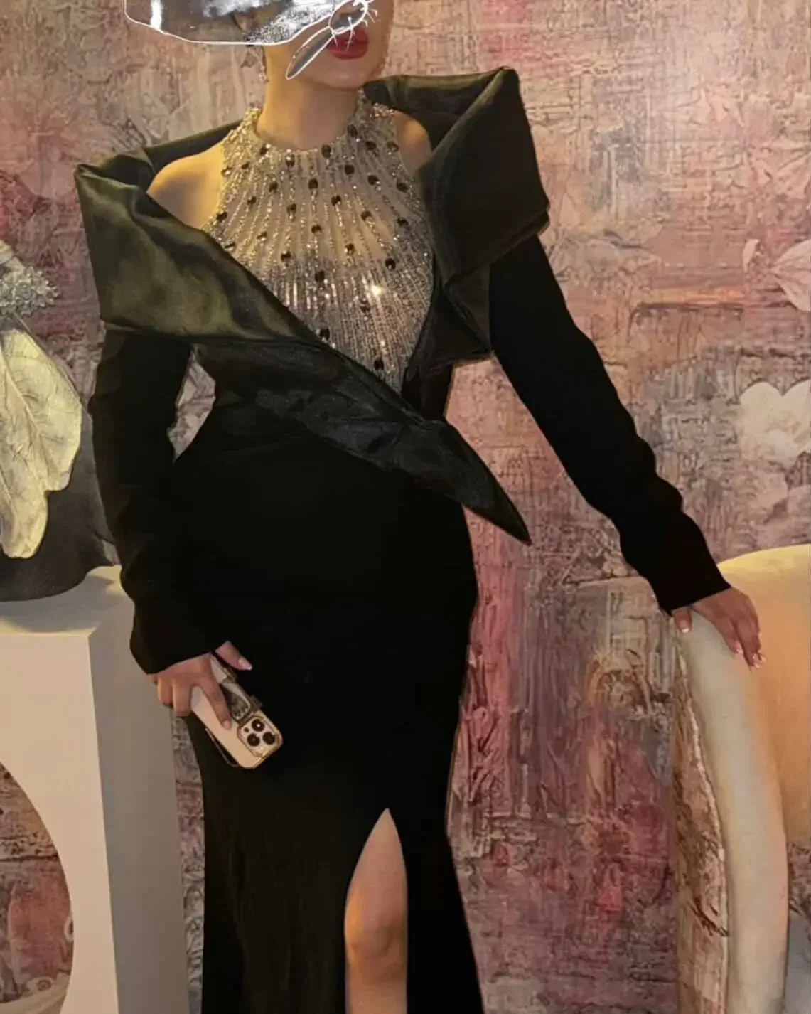 

Arabia Customized Black Crystals Prom Dresses Celebrity Evening Dresses Mother Gowns Crap Pleated Floor Length Wedding Dresses