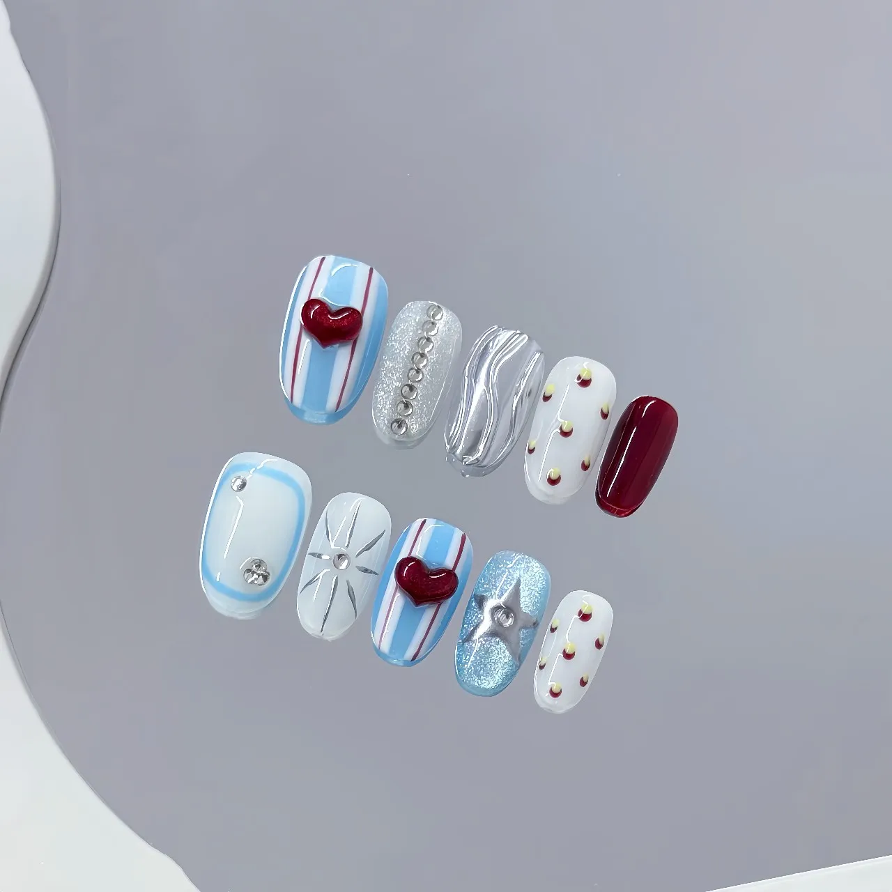 10개 수제 블루 캣아이 프레스온 네일, 달콤하고 시원한 3D 레드 하트 디자인 인조 손톱, 착용 가능한 짧은 라운드 가짜 손톱 팁