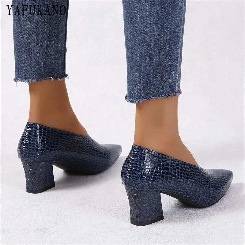 Crocodile Embossed Chunky Heeled Court Pumps Fashion Dark V Design Women High Heels Elegant Comfort Office Work Shoes Size 34-41