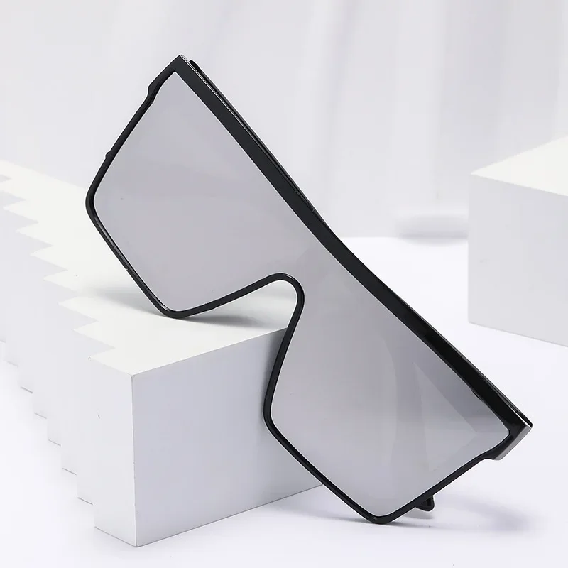 Gafas de sol cuadradas con gradiente para mujer y hombre, diseño clásico Retro a la moda, gafas de sol grandes para conducir en verano, gafas UV400