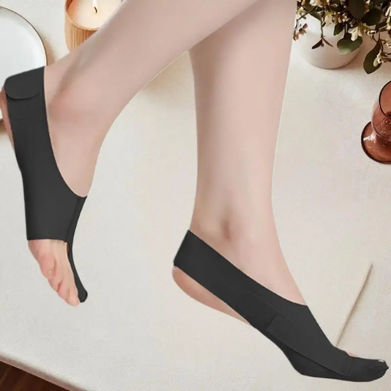 1Pcs Adjustable Hallux Valgus Corrector – Lightweight Toe Separator and Ankle Support for Use with Footwear
