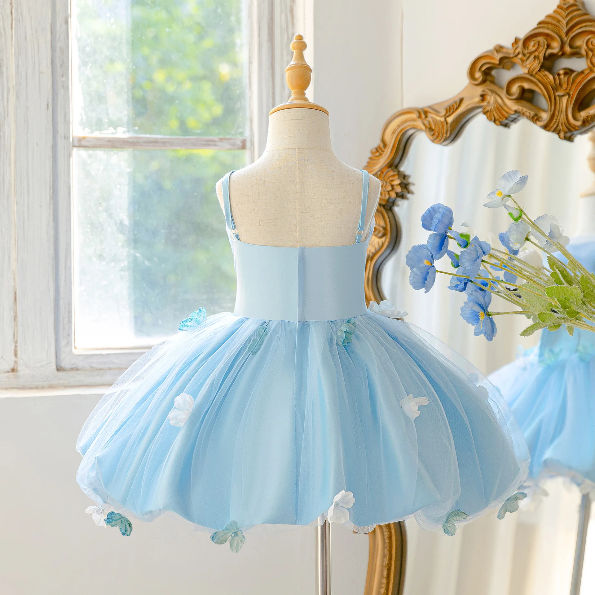 2026 New Baby Summer Girls Boutique Blue Floral Sling Dress , Princess Kids Sweet Fashion Party Dress  4-8T