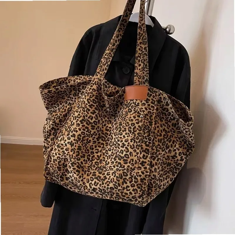 Simplicity Leopard Pattern Canvas Tote Bag Vintage Large Capacity Shoulder Handbag Fashion Casual for School Work Shopping Daily