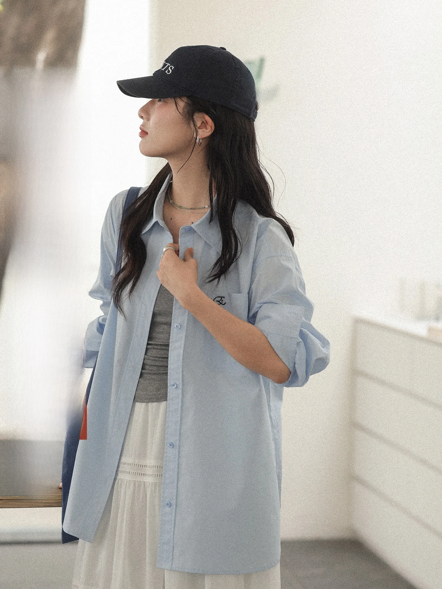 

Blue Long Sleeve Embroidered Shirt Women's Spring 2026 New Korean Style Casual Loose Fit Shirt Outerwear Fashionable Top