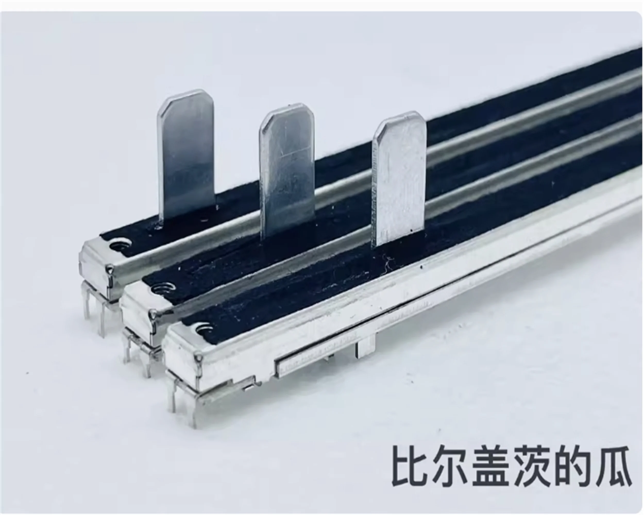1 PCS high-quality single link 128 direct sliding potentiometer A10K stroke 100 Pioneer 300 Push sub mixing console volume axis