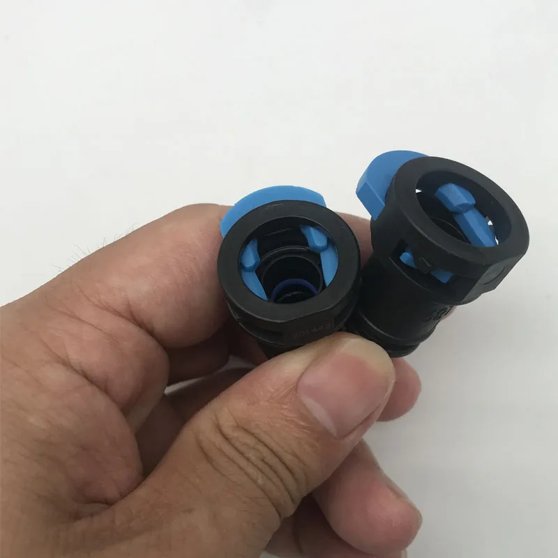 1pcs For Great Wall Haval H7 H9 gasoline filter element filter fuel pump buckle fuel line connector