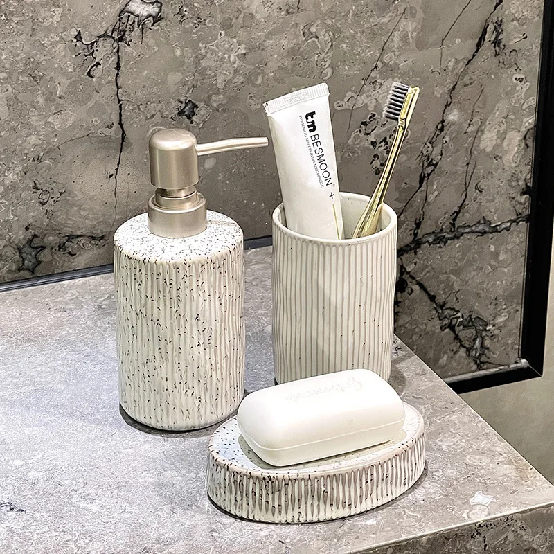 

Creative Splatter Black Dot Ceramic Lotion Bottle / Mouthwash Cup Soap Dish Bathroom Accessories Hotel Press-type Soap Dispenser